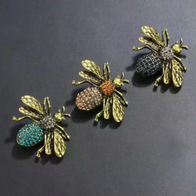 Vintage Exquisite Insect Bee Rhinestone Brooches For Women Clothing Coat Jewelry Accessries Gifts