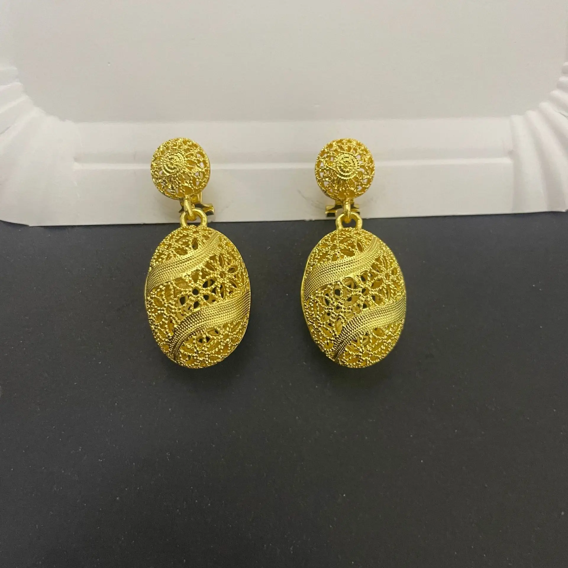 Dubai Jewelry Gold Plated Earrings Exaggerate Personality Simplicity African Women's Earrings