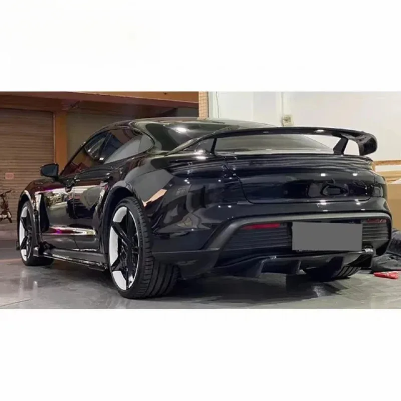 Upgr Revozport Style Carbon Fiber  Front Lip Rear Diffuser Side Skirt Spoiler