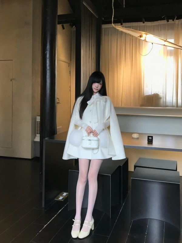 

Unique Ele Woolen Cloak Women's Faion Hepburn Sle Mid-Length Korean Version Winter Coat for Young Adults 8-24