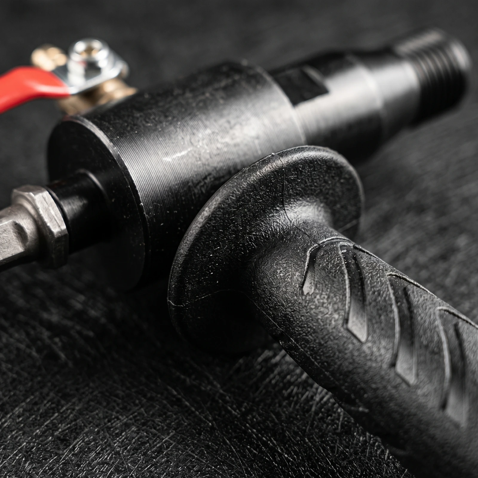 Feed Water Adapter with Shut-off Valve Wet Drilling Water Feed Adapter with Valve Corrosion-Resistant Sturdy for Masons