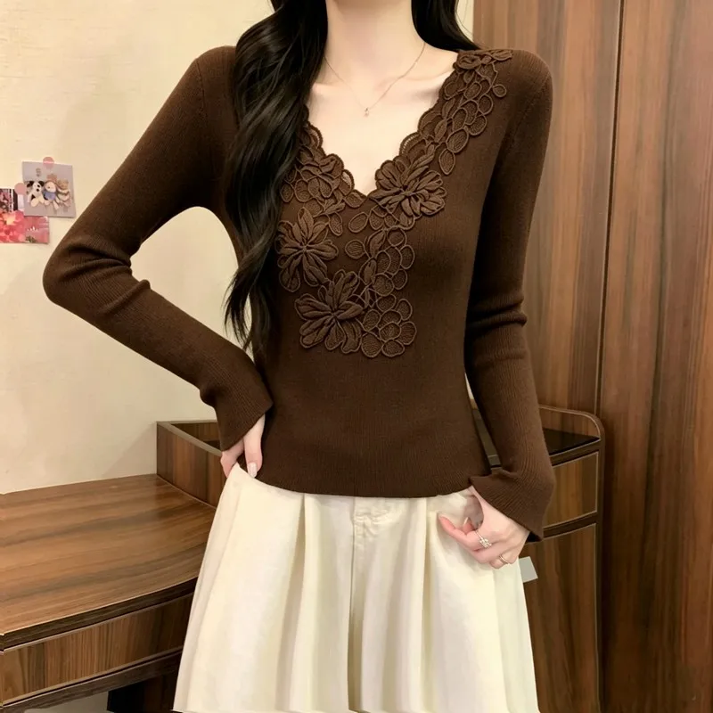Autumn Winter New Style Soft 3D Lace Trim Embroidery V-neck Slimming Versatile Fashionable Knitted Top Korean Style Long Sleeve