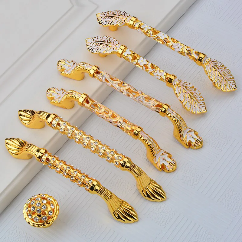 Golden Crystal Handle Aureate European Handle Hollow Out Chest Ambry Door of Drawer Cupboard Auger Round Single Hole Handle