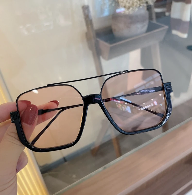 

Новинка 2024, винтажные солнцезащитные очки большого размера, модные мужские и женские очки с квадратными оттенками, модные популярные брендовые дизайнерские солнцезащитные очки UV400