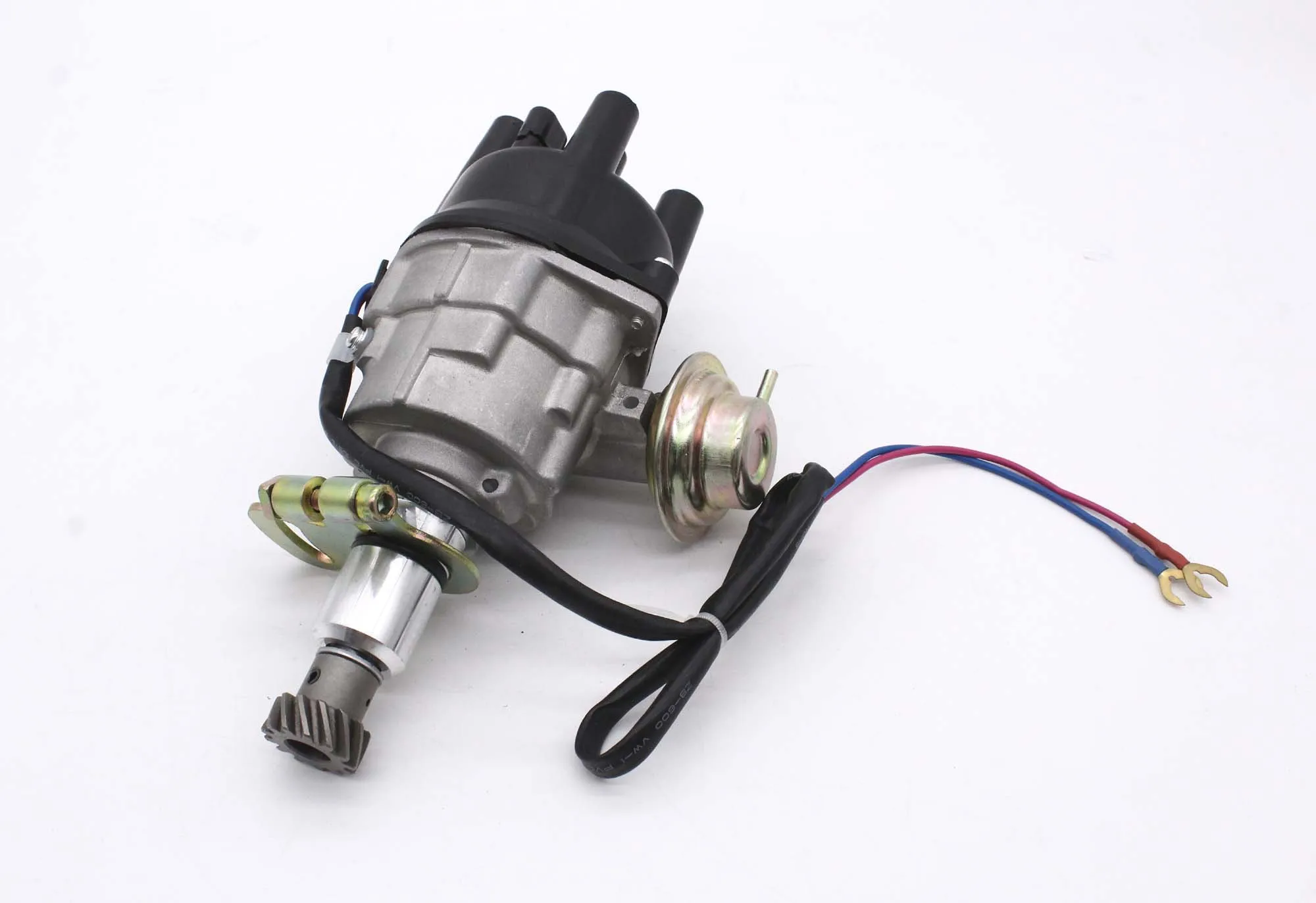 Distributor for Datsun Nissan a Series-Auto Parts for A10 A12 A14 A15 B110 B210 Pickup VA775