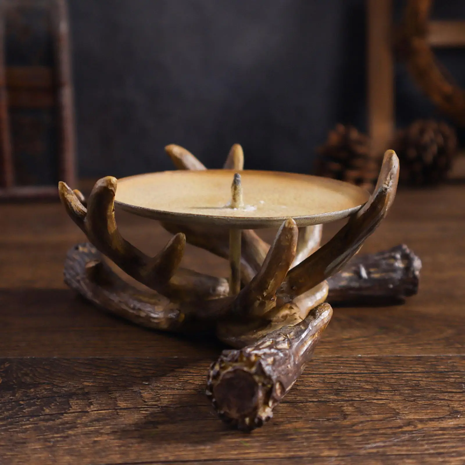Resin Antler Candle Holder Craft Rustic Candlestick Holder for Table Bedroom House Decor Desktop Ornament