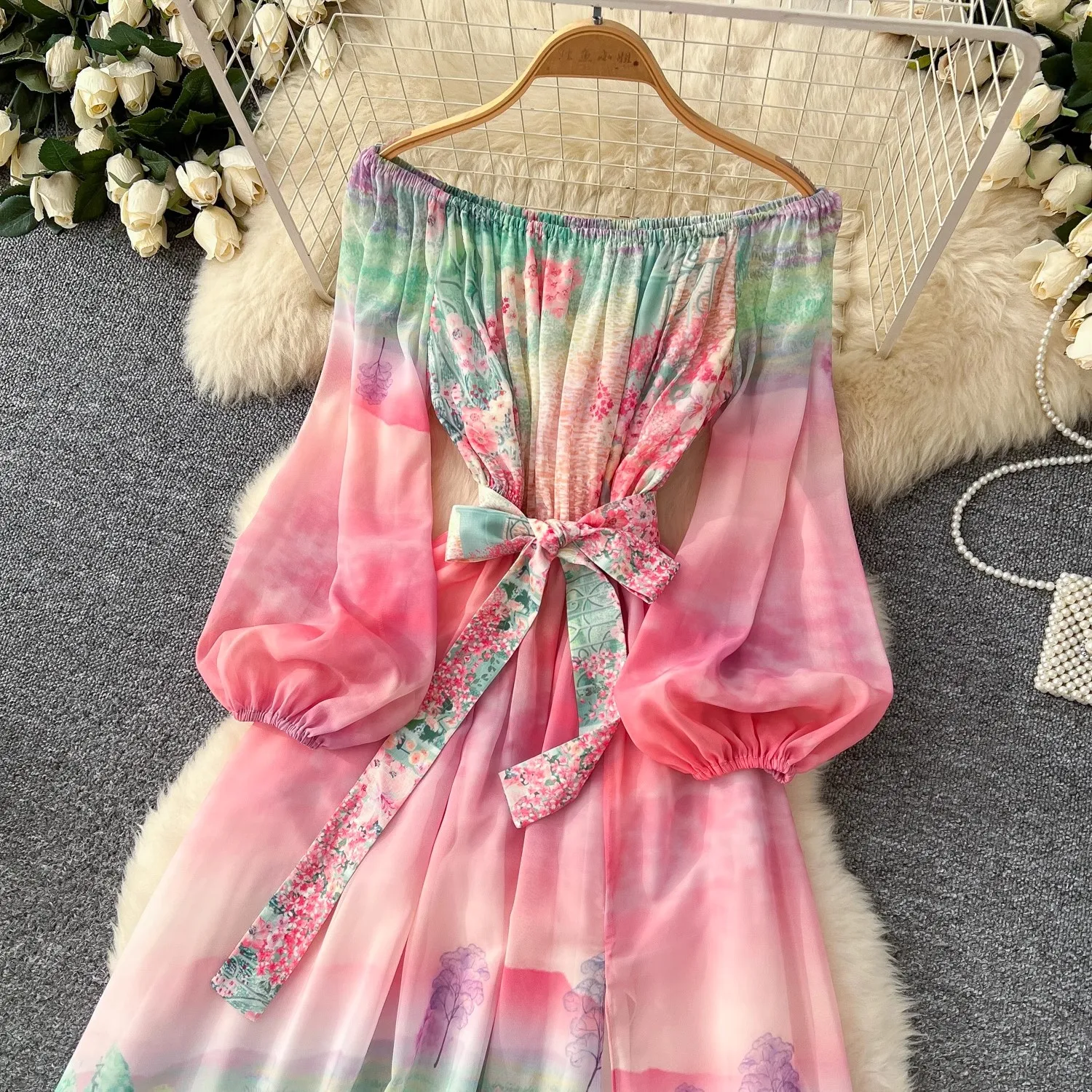 Abiti lunghi a fiori splendidi per le vacanze estive Abiti eleganti da donna con spalle scoperte e maniche a lanterna Abiti da festa in chiffon Boho