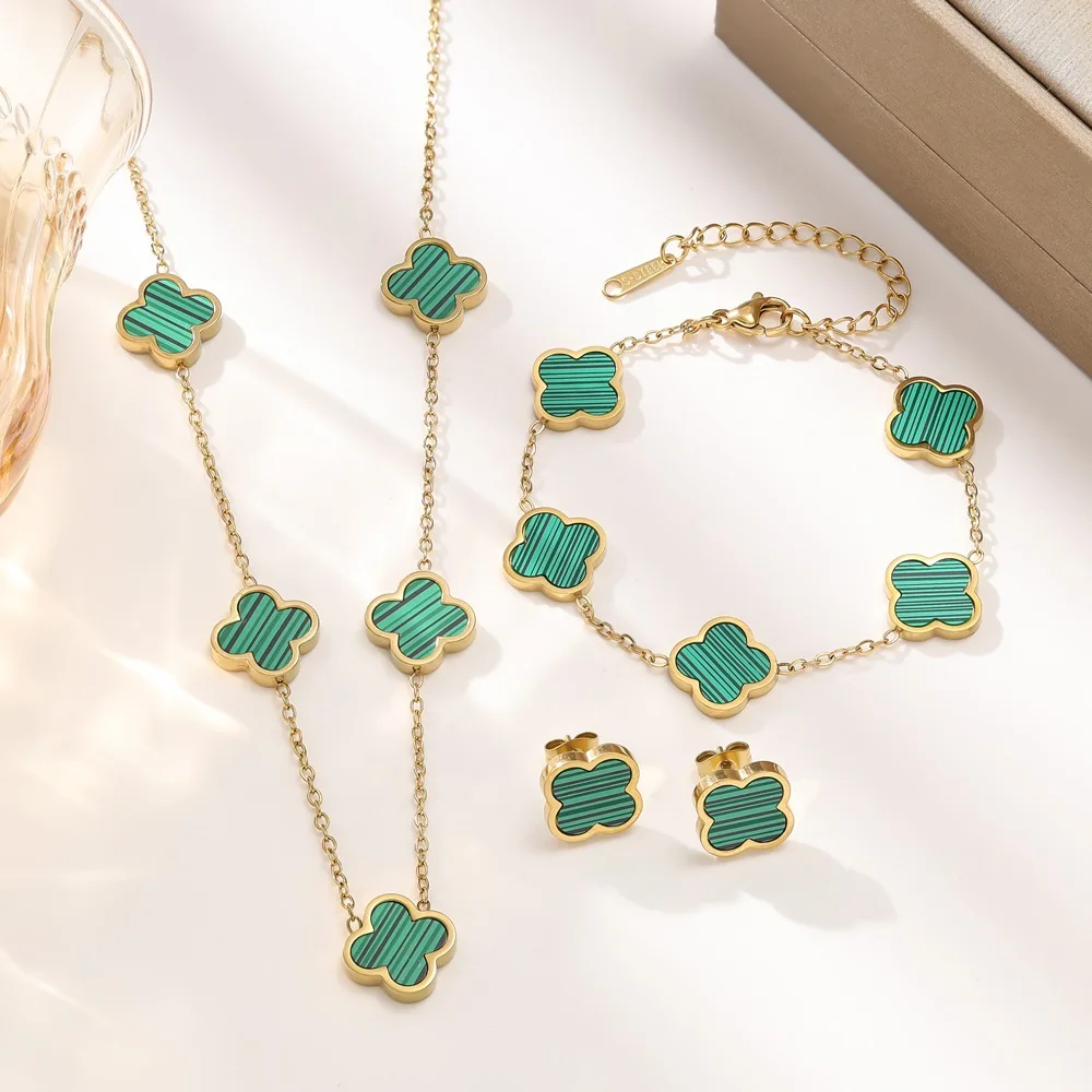 Fashionable And Elegant Luxury Stainless Steel Four-Leaf Clover Necklace And Bracelet Jewelry Set, Polished Flower Necklace image 4