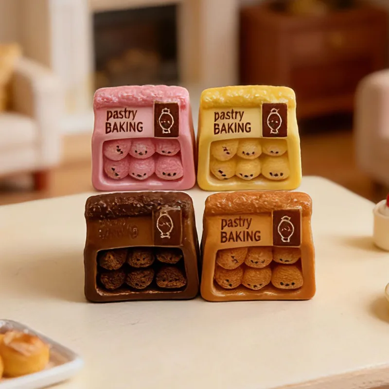 Mini Bread Pouch with Cute Facial Pattern Micro Scene Ornament for Dollhouse Landscape Layout Handcraft DIY Jewelry Making