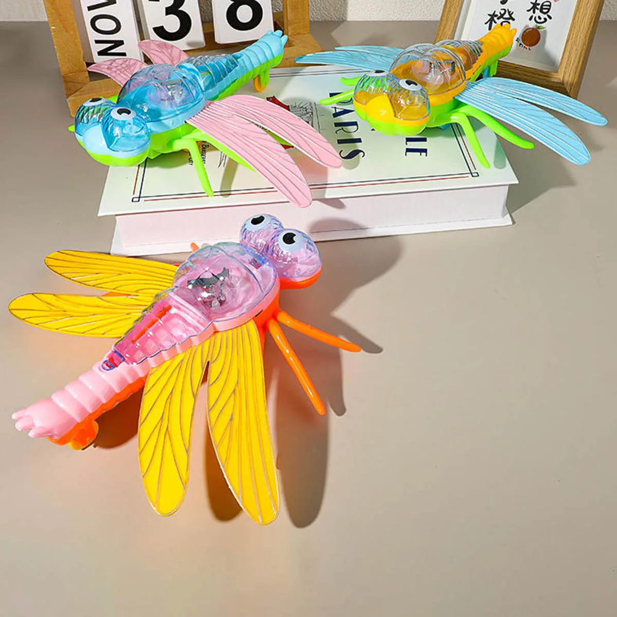 Kids Pull String Glowing Funny Pull Back Gliding Insects Pull String Dragonfly Toy Childhood Nostalgia Clockwork Interactive Toy
