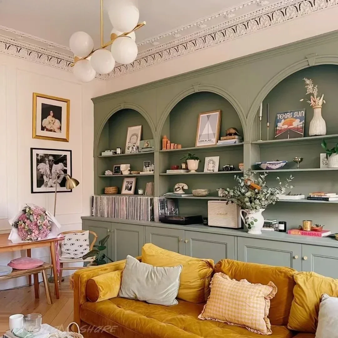 A  retro cream style full wall arched bookcase combination modern simple bookcase living room display case