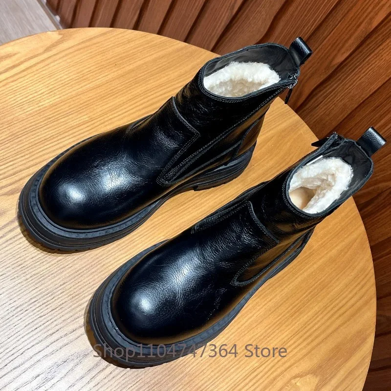Vintage Genuine Leather Ankle Boots Men Thick Platform Wool Warm Winter Snow Boots Side Zipper Non‑Slip Casual Motorcycle Boots