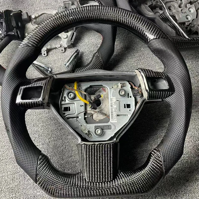 Black Carbon Fiber Steering Wheel for Opel Astra H V X R High-Quality Sport Car Parts for Opel Astra H 2001-2023 Hot Design
