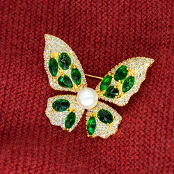 Luxury Butterfly Brooch Fashion Pearl Pins For Women Zircon Accessories Suit Coat Wedding Gifts Crystal Insect Jewelry
