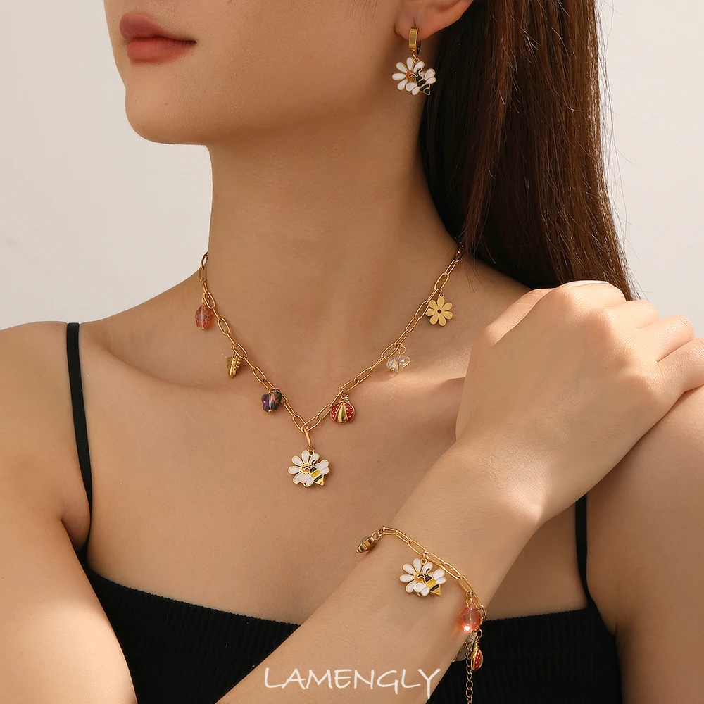 

LAMENGLY 316L Stainless Cute Bee Flower Butterfly Beetle Pendant Necklace Earring Bracelet Combin Women Novel Insect Jewelry Set