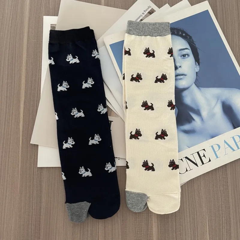 

Spring Summer Cute Korean Cartoon Jacquard Cute little dogs Patterns Cotton Split Toe Woman Socks Two-Toed Japanese Tabi Sox