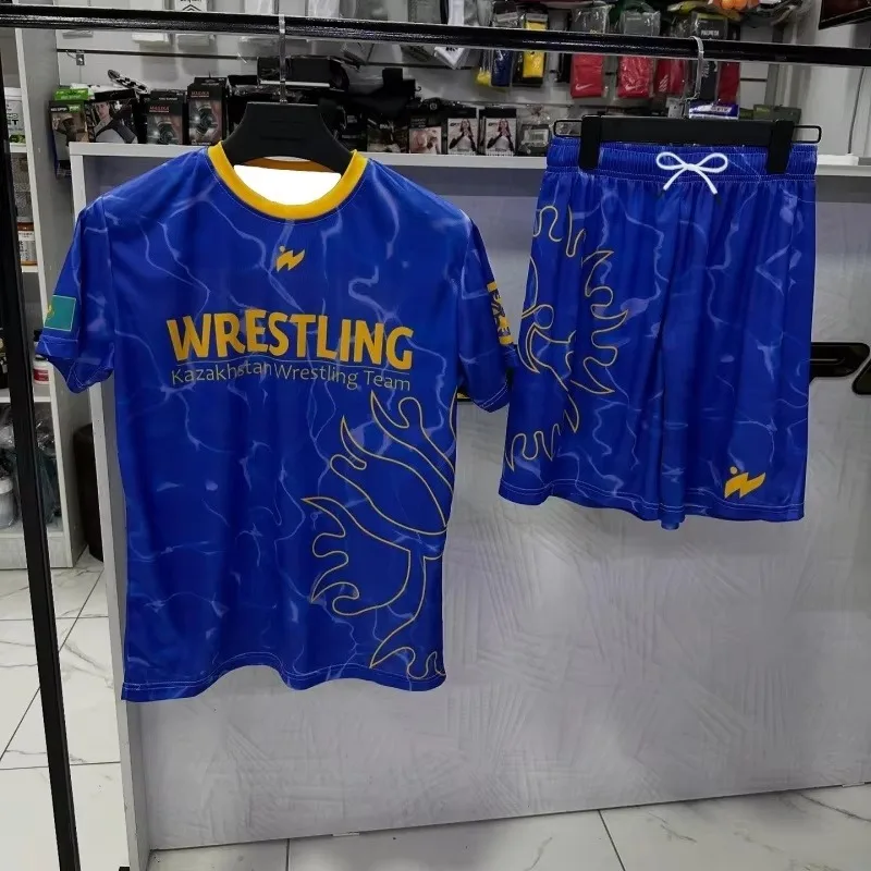 

2026 Summer United World Wrestling Official Training Set Men Rash Guard and Shorts Wrestling Breathable Quick Dry SportswearMOTO
