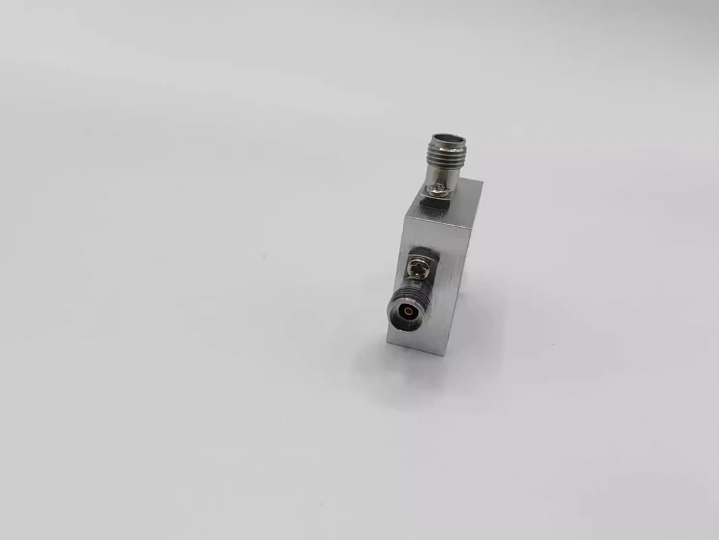 Ultra-Wideband Passive Mixer Frequency Mixer RF Mixer (RF/LO 10G-40G and if DC-15G NF=12dB 15dBm)