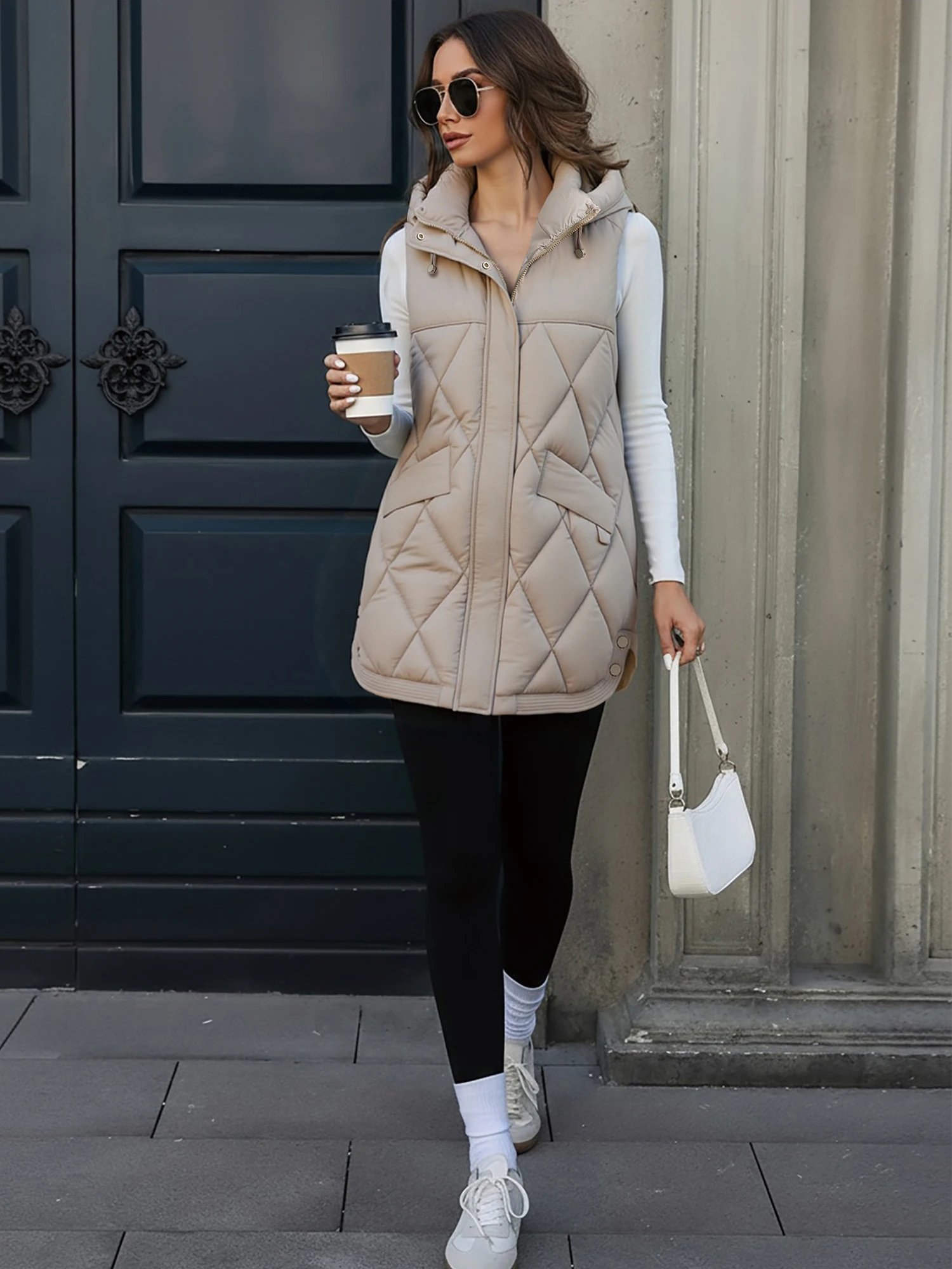 

Women's Autumn/Winter Chic Hooded Vest Plain Zipper Pocket Casual Sleeveless Quilted Coat