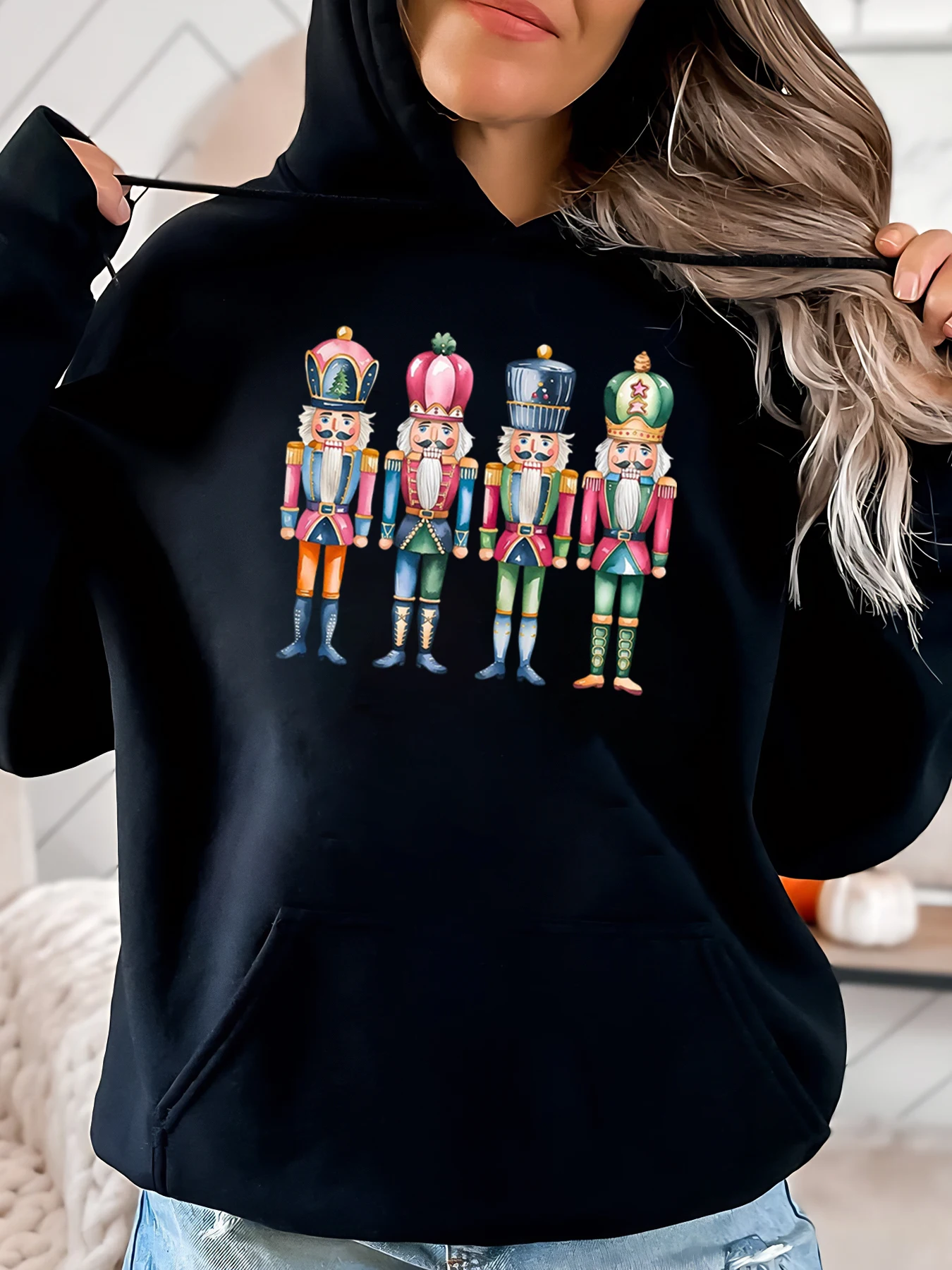 

Рождественская толстовка с принтом солдата Щелкунчика, женская повседневная праздничная одежда, черная, больших размеров