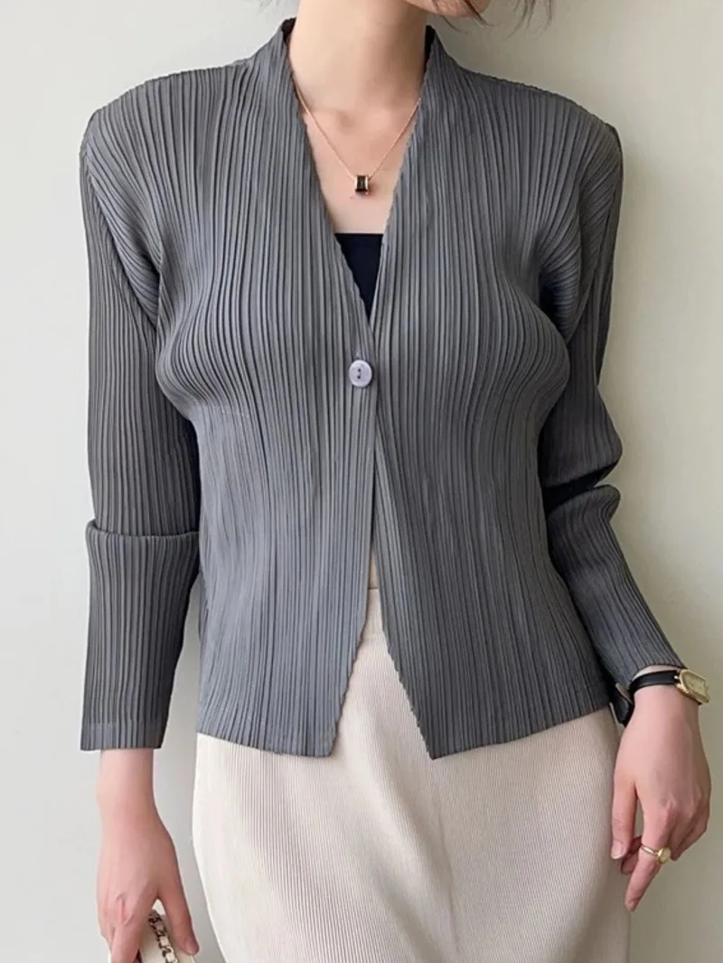 

Spring New 2026 High-End Pleated Women's V Collar Single Button Cpat Elastic Loose Long Sleeve Short Jacket Top 2S3GB