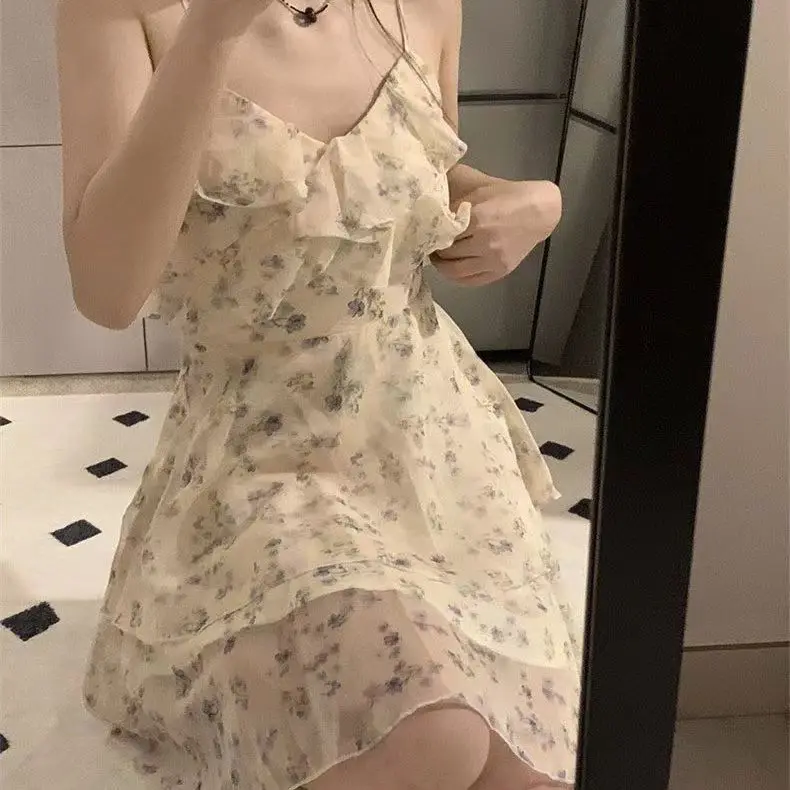 

Gentle Wind Floral Suspender Dress Summer New Temperament Thin Design Sense Niche Women's Dress Maxi Dress Korean Style