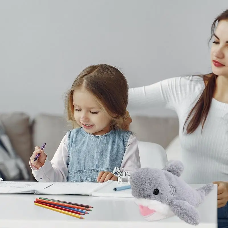 Сумка для хранения ручек, чехол для хранения ручек, плюшевая сумка-органайзер для канцелярских принадлежностей в виде акулы, многофункциональная сумка для хранения канцелярских принадлежностей для школы