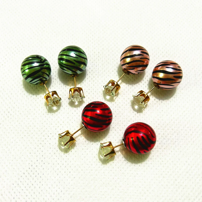 2026 New Fashion Paragraph Hot Selling Earrings Double Side Shining Pearl Stud Earrings Big Pearl Earrings Women