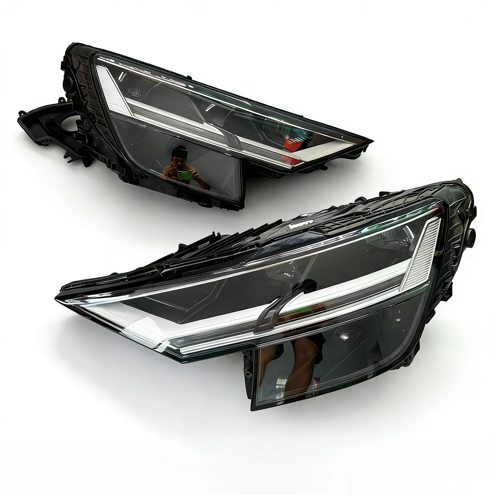 

For Audi Q8 2019-2023 Original Low Configuration LED Headlight Assembly DRL Turn Signal Reflector Genuine Headlamp