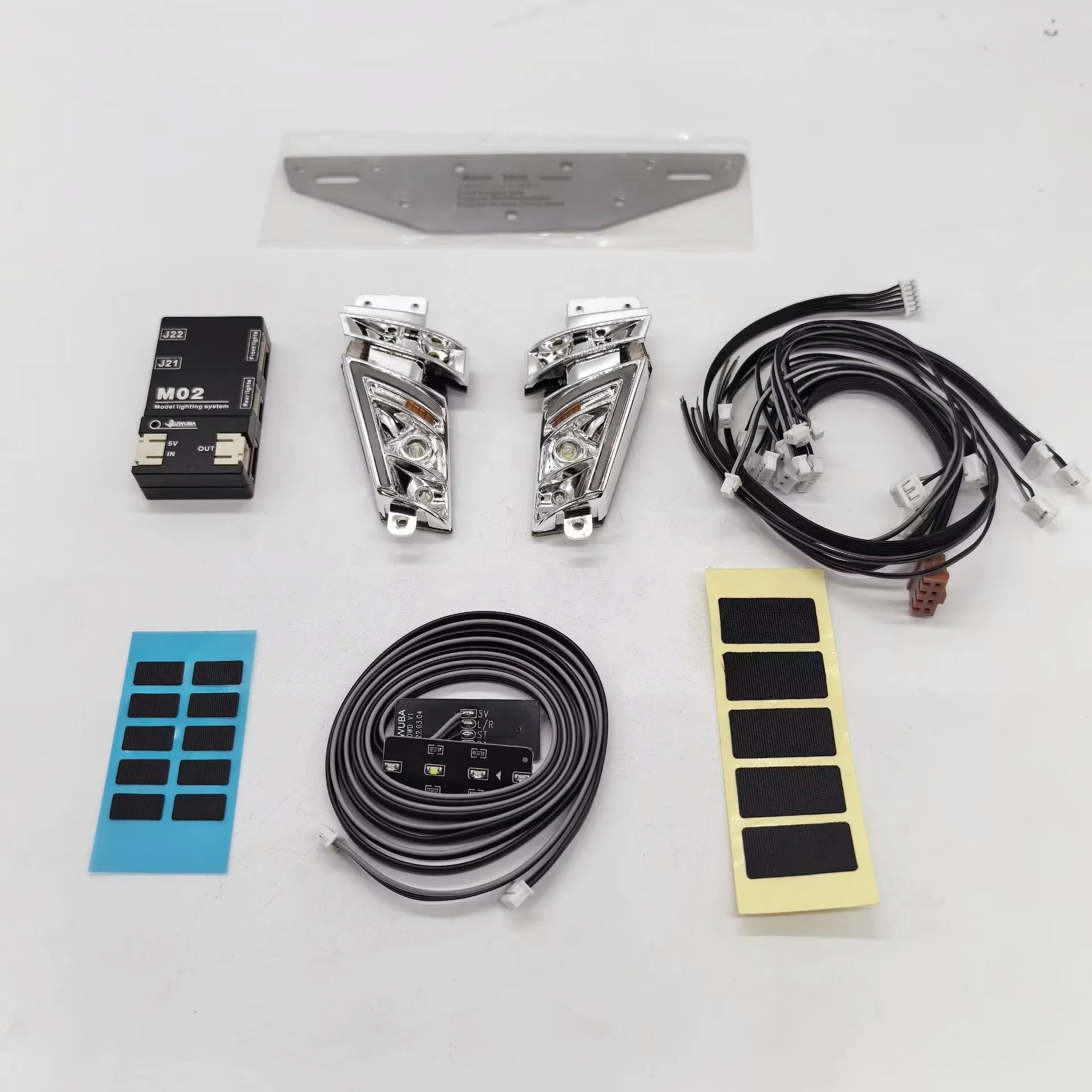 

RC LED Lighting System Running Water Headlights Upgrade Light for 1/14 Tamiya Truck Tipper for VOLVO FH16 750 56360 56362 Car