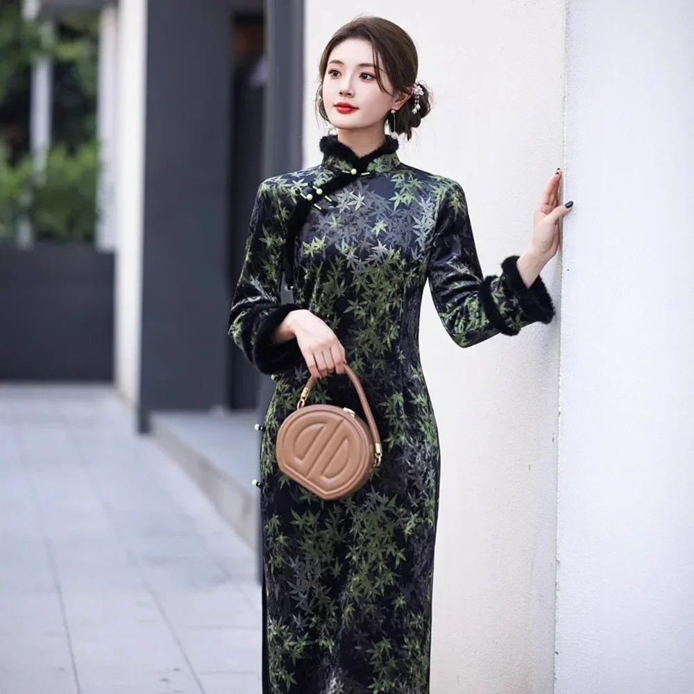 

Китайское традиционное платье, новое осенне-зимнее бархатное платье Cheongsam, улучшенное платье большого размера 3XL для мам, повседневные платья с разрезом, облегающие платья