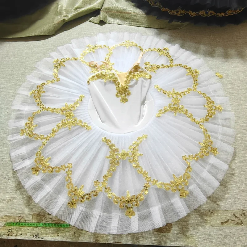 Gonna tutù di balletto rosso Top in velluto Costumi professionali di danza del ventre Costumi bianchi del lago dei cigni Abbigliamento da spettacolo