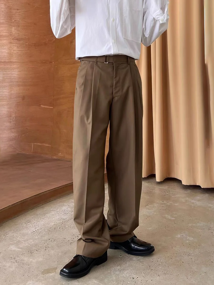 ルーズストレートレッグメンズワークウェアパンツパリバックルデザインカジュアルスーツパンツ若々しい活力スタイルオールシーズンベーシックカラー