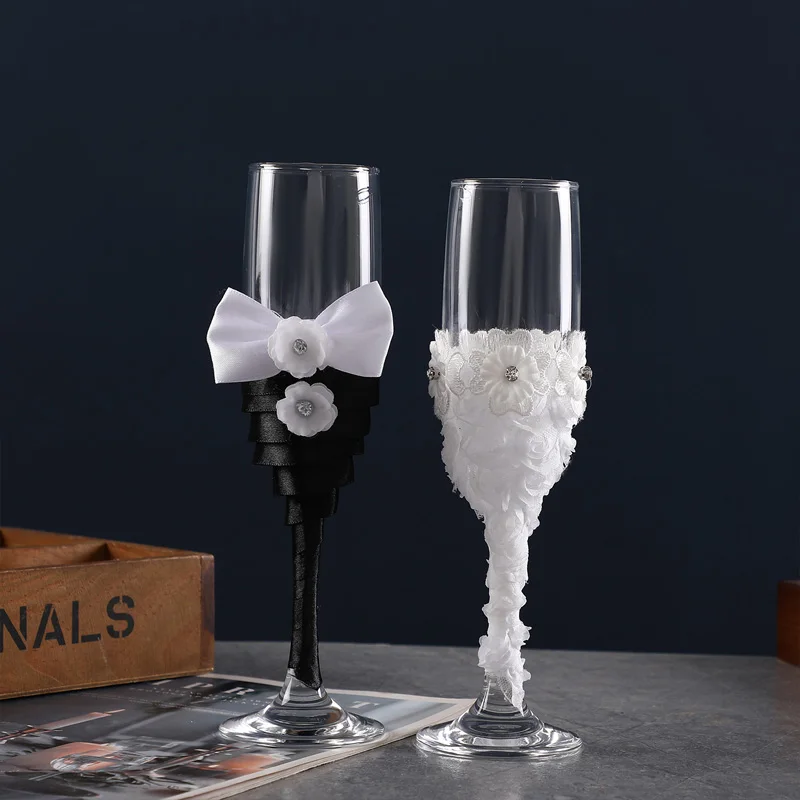 

Champagne glasses for Wedding Toast - Romantic Glassware for Ceremony & Reception