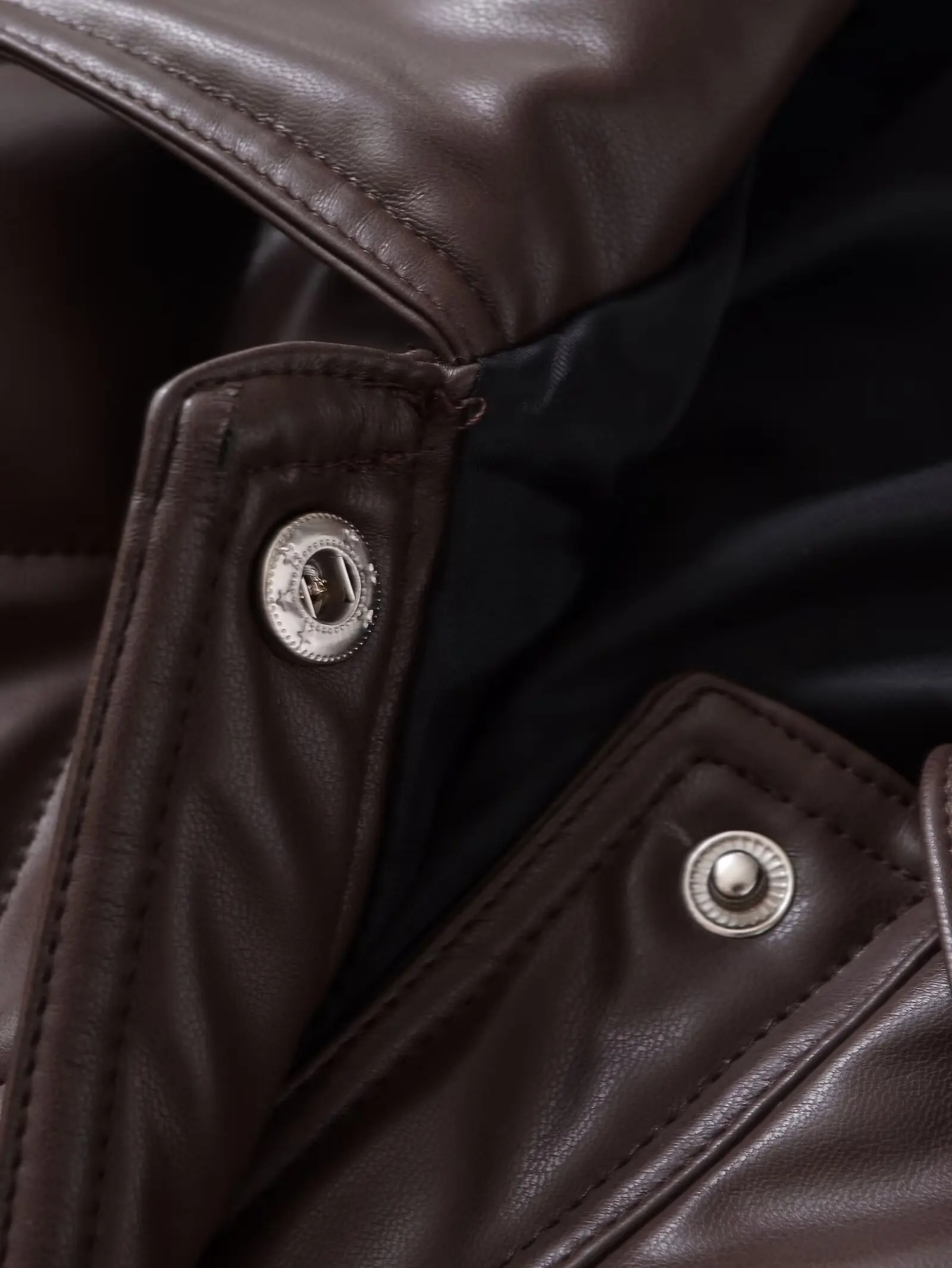 新作秋冬ヴィンテージキルティングPUジャケット レディース ストリート 長袖 ラペルカラー フェイクレザー クロップコート ボタン付きアウター