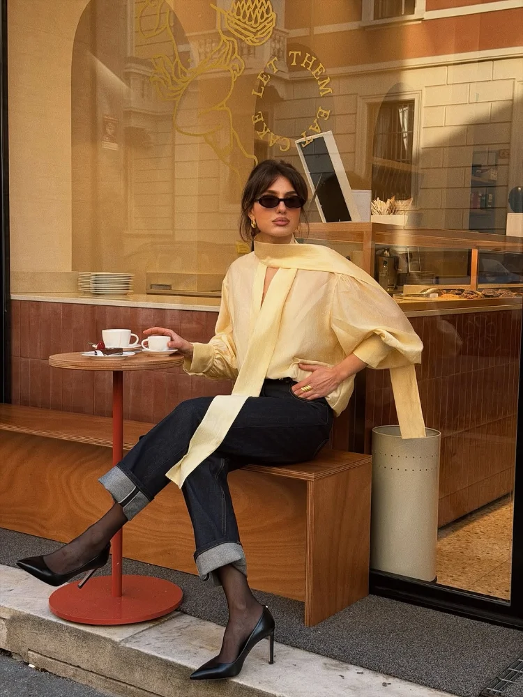 

Женская желтая атласная блузка с элегантным бантом на воротнике, длинными рукавами и пышными манжетами, офисная одежда для деловых женщин, 2026