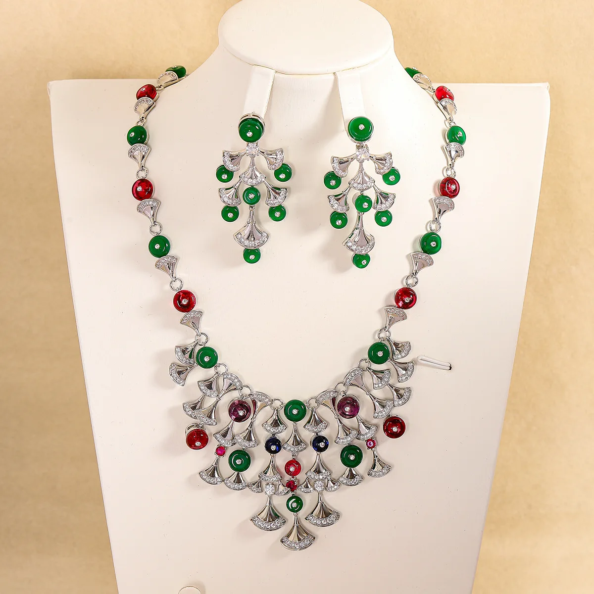 

Модный комплект ювелирных изделий из цветного циркона с микропокрытием, серьги и ожерелье для женщин, элегантный сверкающий аксессуар