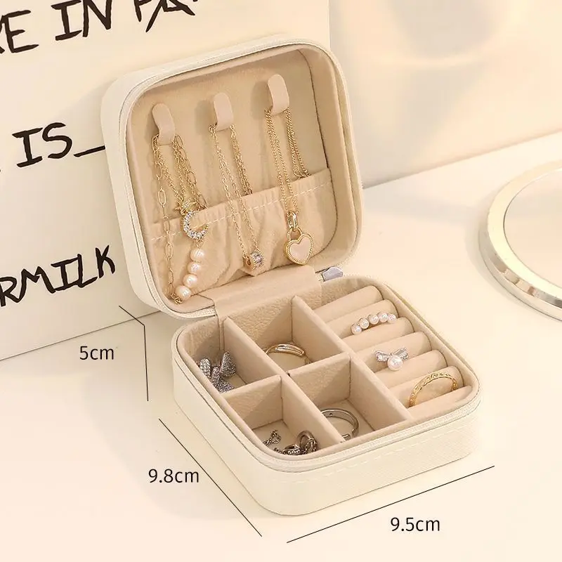 صندوق مجوهرات محمول صندوق تخزين المجوهرات للسفر أقراط صغيرة ورائعة وخاتم وقلادة صندوق مجوهرات