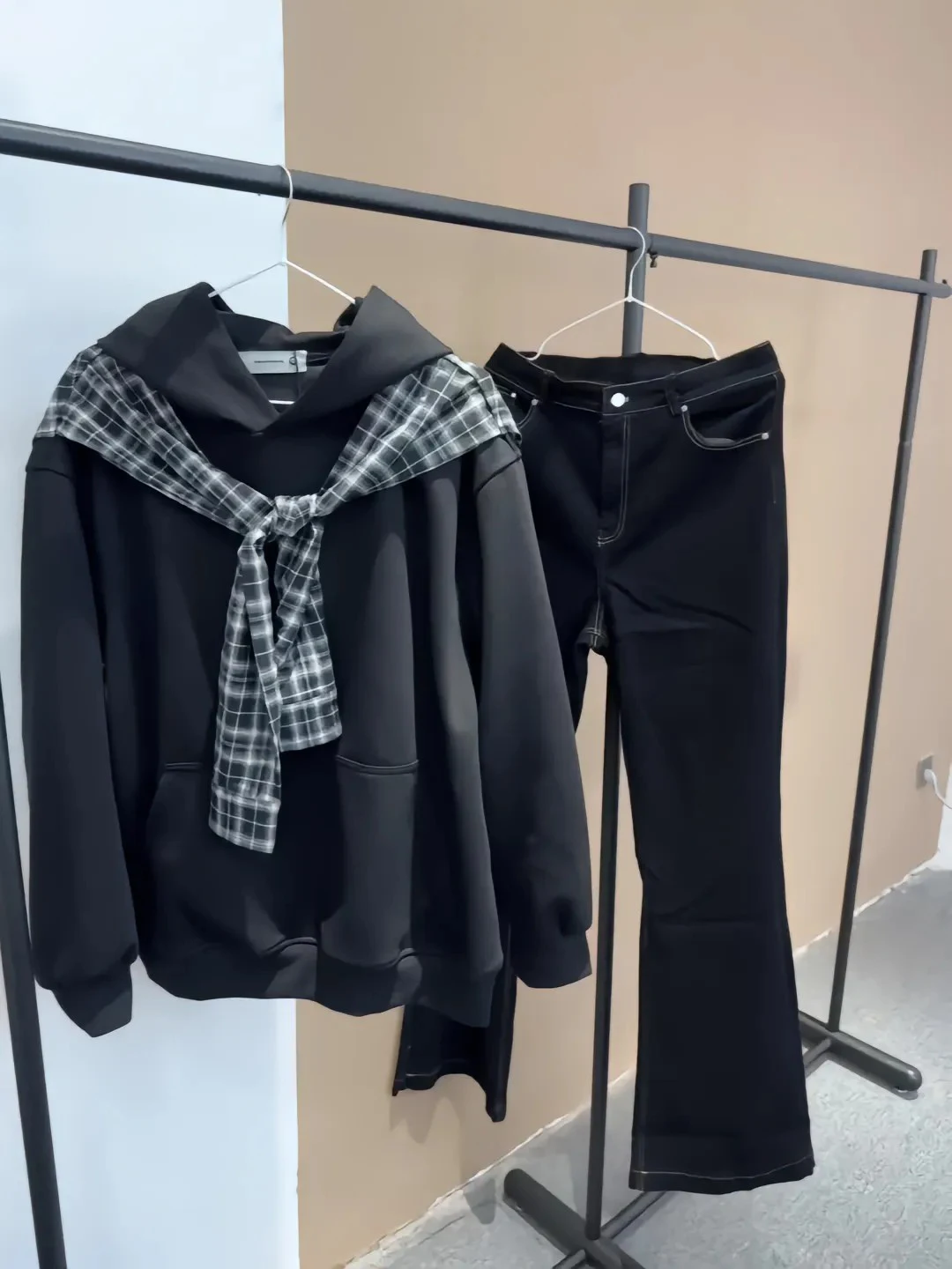 

Мужская толстовка Bla Hoodie с нашивками на плечах, свободного кроя, в американском стиле, повседневная, с длинными рукавами, осенний дизайн, модное пальто в стиле кэжуал