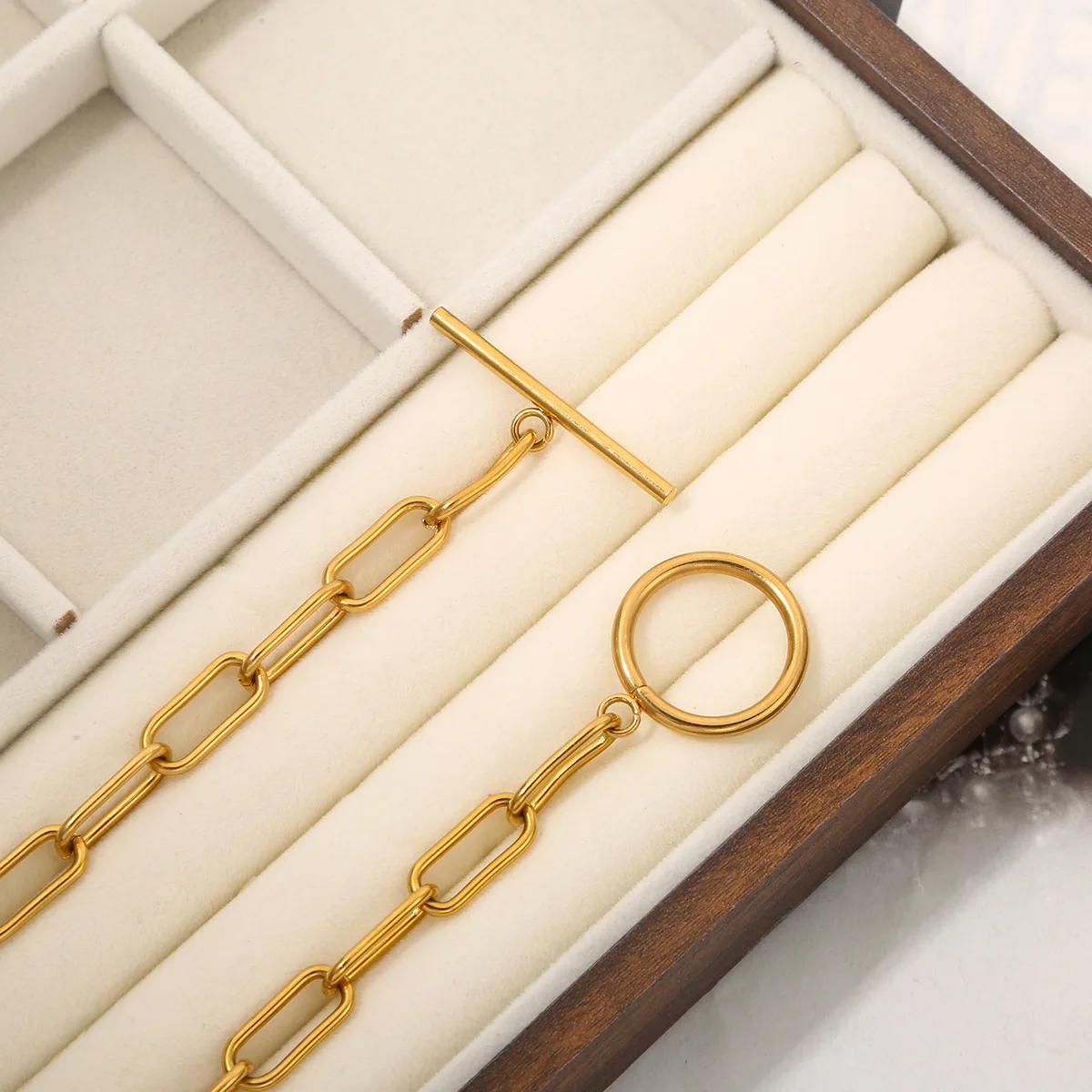 Thick Paperclip OT Clasp Necklace 316L Stainless Steel Gold Minimalist Unisex Chunky Chain Collarbone Jewelry view 3