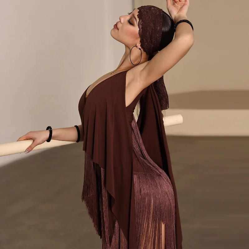 Aangepaste Latin Dans Jurk Vrouwelijke Volwassen Oefenkleding Cowboy Samba Stierenvechten Naast Rumba Dans Pak Jarretelrokje