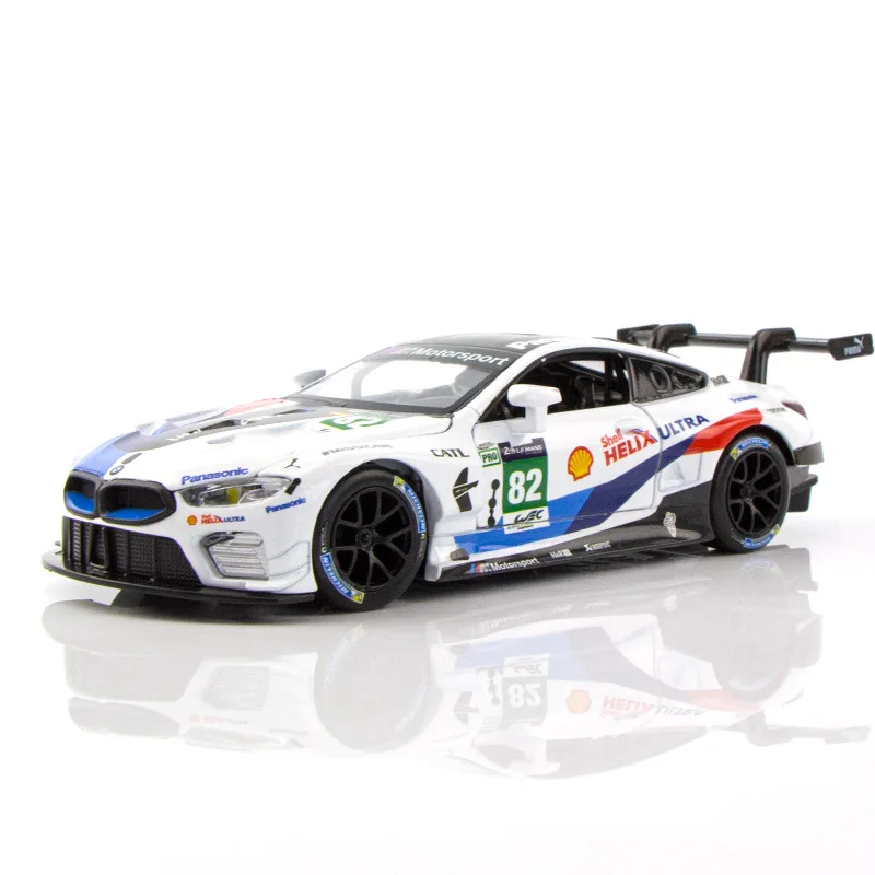 Alloy Car 1:32 Maisto M8 GTE Model Simulated Le Mans Racing Car Ornament Gift Boys