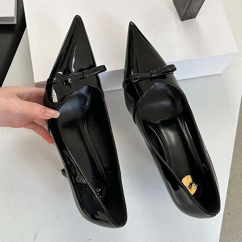 Escarpins à nœud papillon pour femmes, chaussures à talons hauts pour dames, chaussures de soirée provoqué, chaussures pointues pour dames, toboggans à la mode, nouveau, 2025