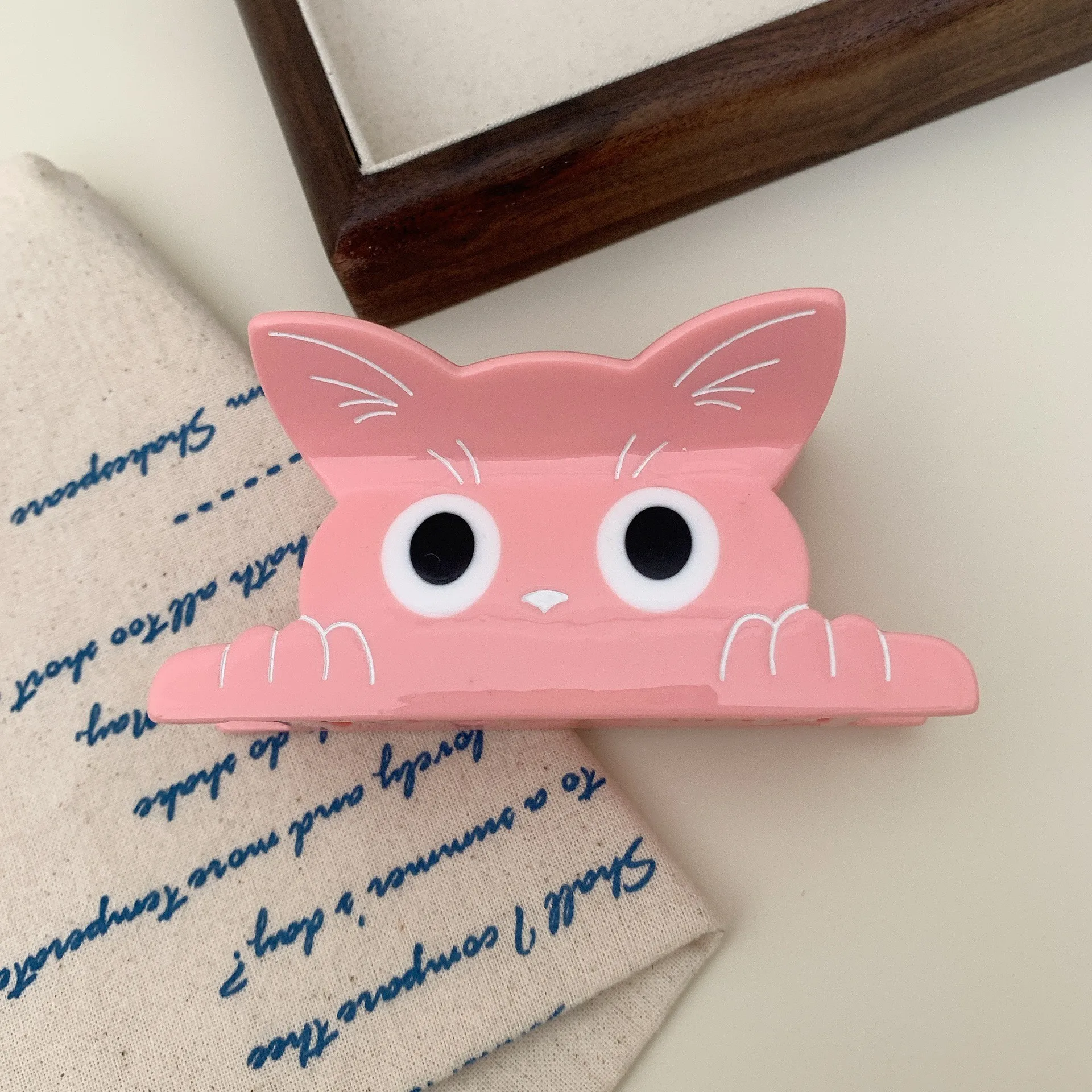 New Cartoon Cat Hair Clip Acetate Hair Claws Sweet and Cute New Design Fashionable and Beautiful Shark Clip That Girls Like