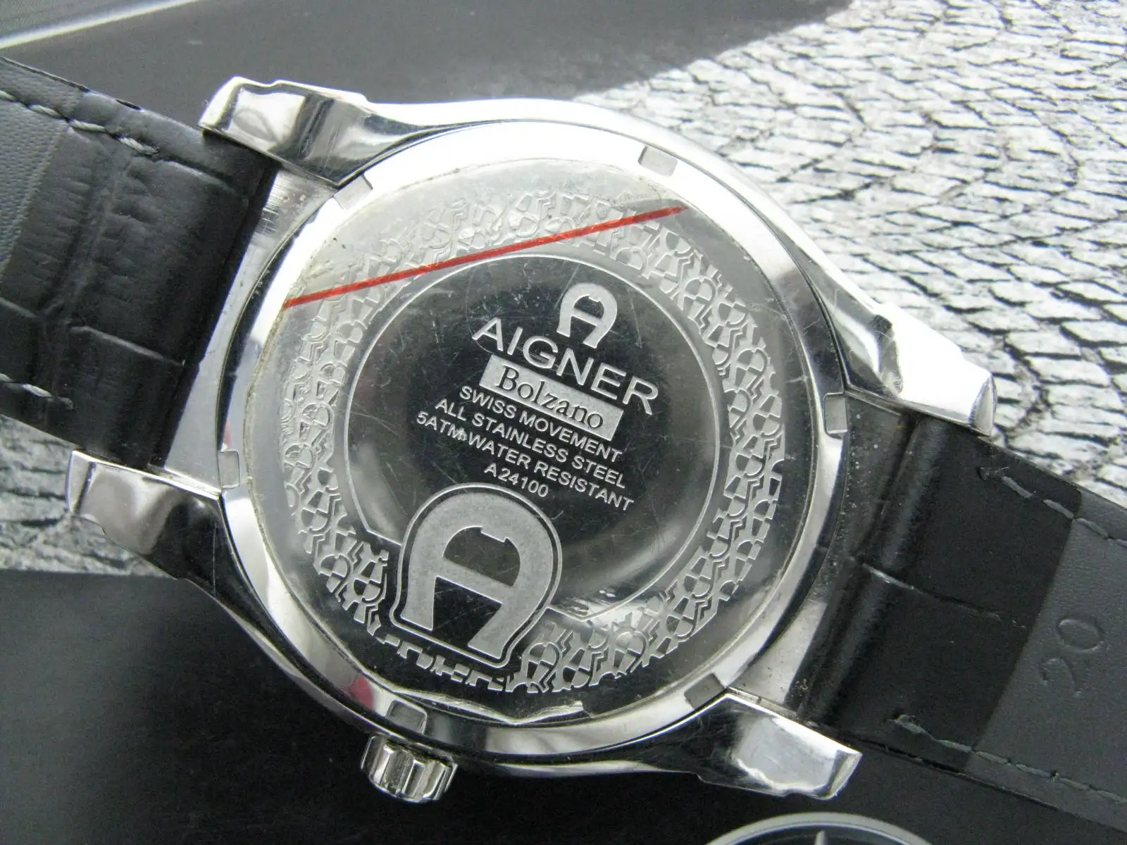 (Biggest A) Large size wine barrel stereoscopic aigner dial quartz watch