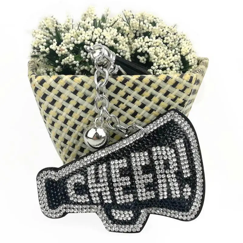 Creative Velvet Inlaid Crystal English Letter CHEER Keychain Pendat for Women Key Accessories  Llaveros Para Mujer