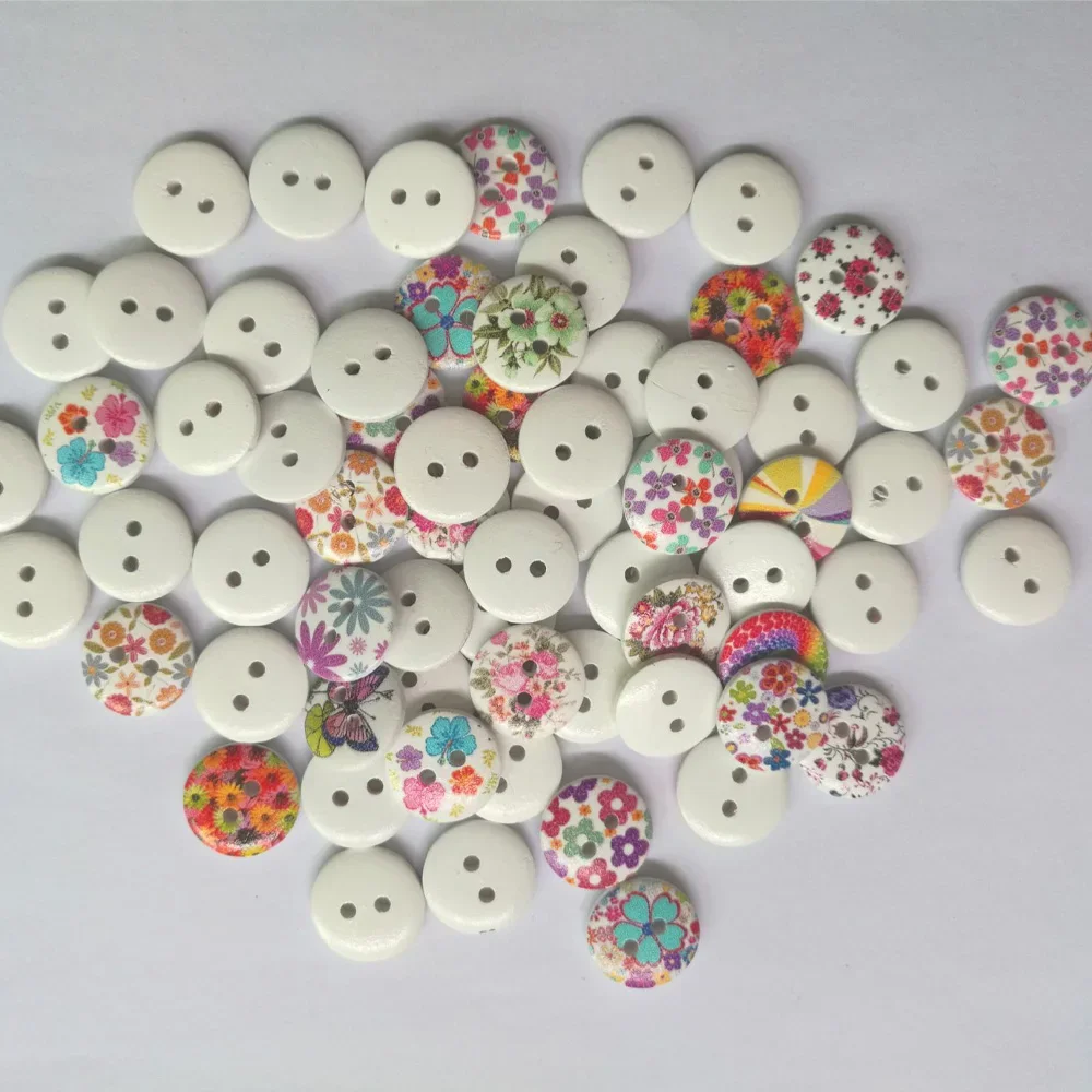 50Pcs 2 Holes Wood Buttons Craft Handmake Scrapbooking Sewing Clothing Accessories 15mm Buttons Flower Painted Sewing Crafts