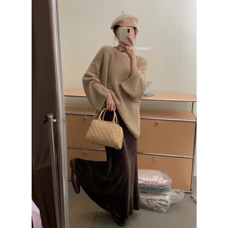 Retro feminino outono e inverno nova cintura alta magro em linha reta hip-abraçando saia de veludo rabo de peixe