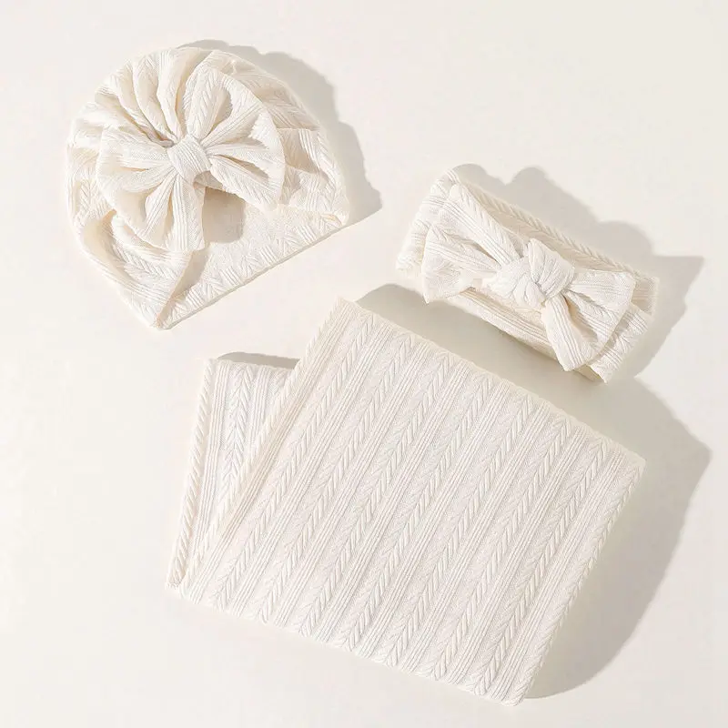 Baby blanket and hat headband set