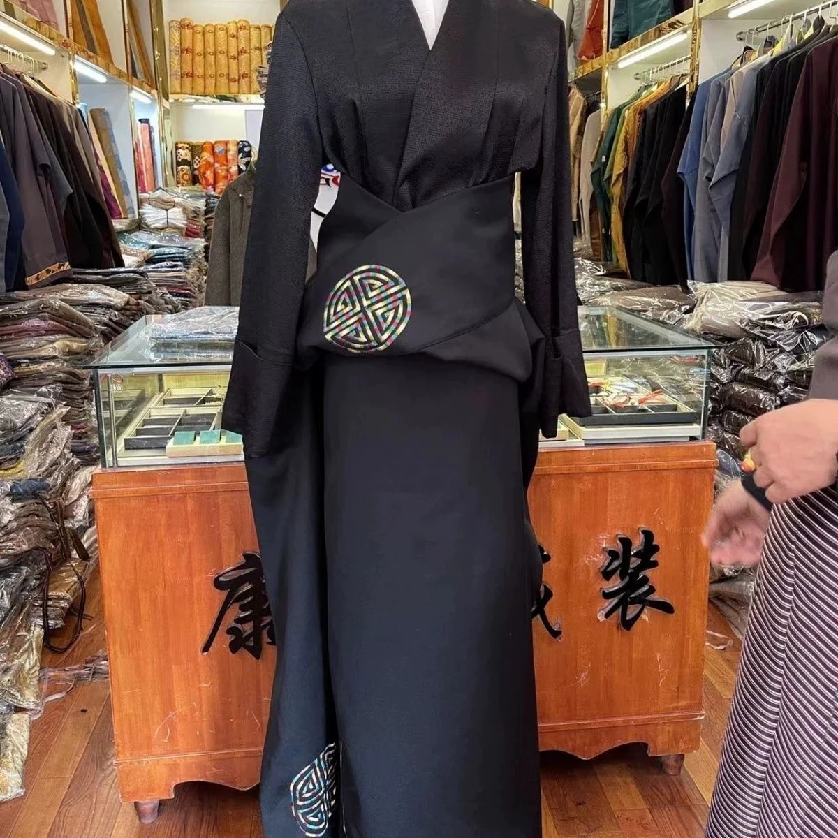 

New Summer Tibetan Women's Clothing 2024 Four Seasons Student Tibetan Robe Single Dance Performance Dress